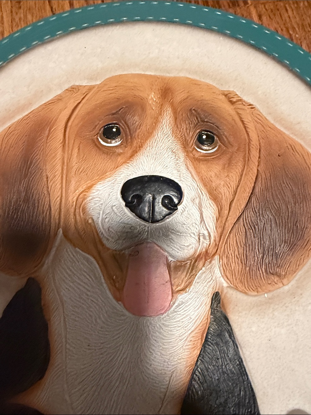 Spoontiques Beagle resin wall plaque - Picture 4 of 4